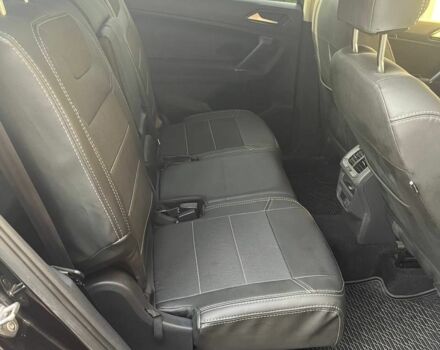 Чорний Фольксваген Тігуан, об'ємом двигуна 2 л та пробігом 138 тис. км за 17300 $, фото 13 на Automoto.ua