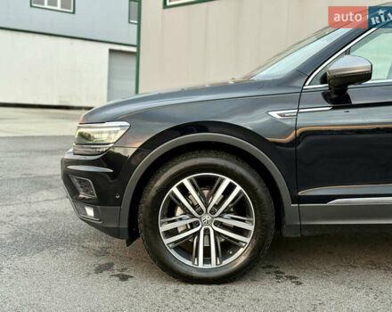 Черный Фольксваген Тигуан, объемом двигателя 1.97 л и пробегом 204 тыс. км за 26990 $, фото 32 на Automoto.ua