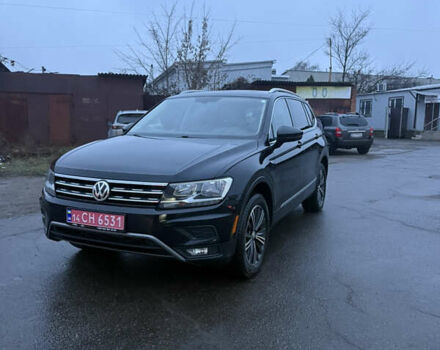 Чорний Фольксваген Тігуан, об'ємом двигуна 2 л та пробігом 162 тис. км за 18750 $, фото 6 на Automoto.ua