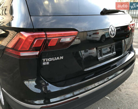 Черный Фольксваген Тигуан, объемом двигателя 2 л и пробегом 188 тыс. км за 12890 $, фото 36 на Automoto.ua