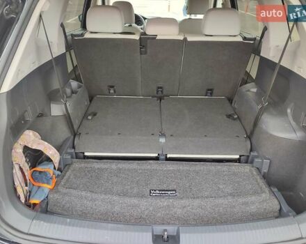 Черный Фольксваген Тигуан, объемом двигателя 1.98 л и пробегом 141 тыс. км за 16900 $, фото 50 на Automoto.ua