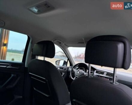 Чорний Фольксваген Тігуан, об'ємом двигуна 1.98 л та пробігом 235 тис. км за 21799 $, фото 32 на Automoto.ua