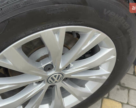 Чорний Фольксваген Тігуан, об'ємом двигуна 1.98 л та пробігом 258 тис. км за 23300 $, фото 17 на Automoto.ua