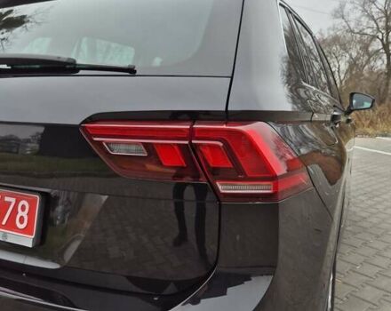 Черный Фольксваген Тигуан, объемом двигателя 1.98 л и пробегом 198 тыс. км за 21950 $, фото 19 на Automoto.ua