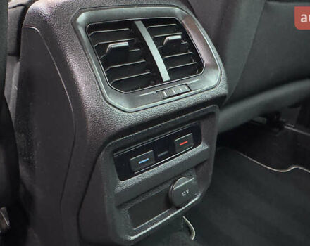 Чорний Фольксваген Тігуан, об'ємом двигуна 1.98 л та пробігом 258 тис. км за 23300 $, фото 59 на Automoto.ua