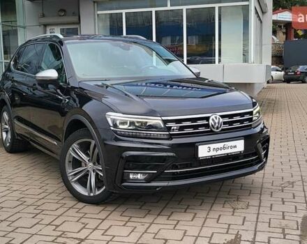 Черный Фольксваген Тигуан, объемом двигателя 1.97 л и пробегом 150 тыс. км за 29900 $, фото 4 на Automoto.ua
