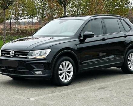 Чорний Фольксваген Тігуан, об'ємом двигуна 2 л та пробігом 150 тис. км за 23000 $, фото 2 на Automoto.ua