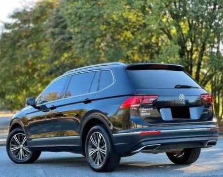 Черный Фольксваген Тигуан, объемом двигателя 2 л и пробегом 89 тыс. км за 11000 $, фото 6 на Automoto.ua