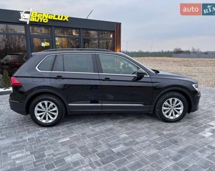 Чорний Фольксваген Тігуан, об'ємом двигуна 1.98 л та пробігом 235 тис. км за 21799 $, фото 7 на Automoto.ua