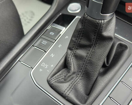 Чорний Фольксваген Тігуан, об'ємом двигуна 1.98 л та пробігом 258 тис. км за 23300 $, фото 42 на Automoto.ua