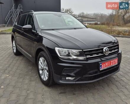 Черный Фольксваген Тигуан, объемом двигателя 1.98 л и пробегом 198 тыс. км за 21950 $, фото 5 на Automoto.ua