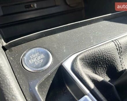 Черный Фольксваген Тигуан, объемом двигателя 1.97 л и пробегом 258 тыс. км за 18700 $, фото 21 на Automoto.ua