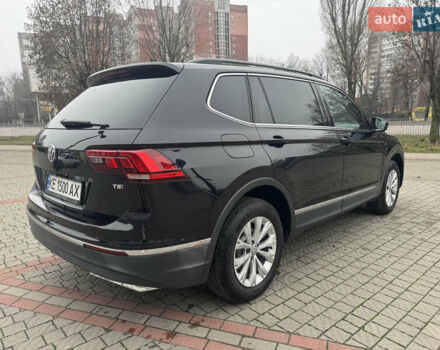 Чорний Фольксваген Тігуан, об'ємом двигуна 1.98 л та пробігом 105 тис. км за 20500 $, фото 7 на Automoto.ua