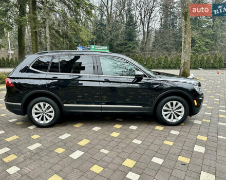 Чорний Фольксваген Тігуан, об'ємом двигуна 2 л та пробігом 186 тис. км за 17300 $, фото 21 на Automoto.ua