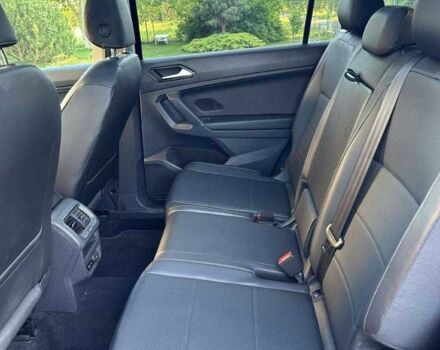 Черный Фольксваген Тигуан, объемом двигателя 0 л и пробегом 78 тыс. км за 10500 $, фото 9 на Automoto.ua