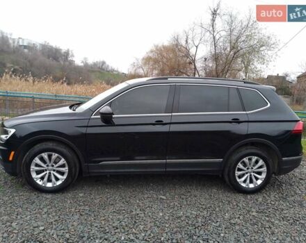 Черный Фольксваген Тигуан, объемом двигателя 1.98 л и пробегом 75 тыс. км за 20500 $, фото 12 на Automoto.ua