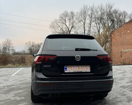 Черный Фольксваген Тигуан, объемом двигателя 2 л и пробегом 190 тыс. км за 23150 $, фото 6 на Automoto.ua