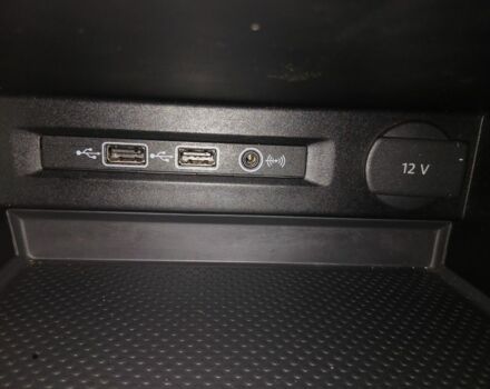 Черный Фольксваген Тигуан, объемом двигателя 0 л и пробегом 300 тыс. км за 27500 $, фото 3 на Automoto.ua