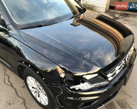 Черный Фольксваген Тигуан, объемом двигателя 2 л и пробегом 188 тыс. км за 12890 $, фото 11 на Automoto.ua