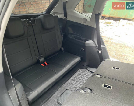 Черный Фольксваген Тигуан, объемом двигателя 2 л и пробегом 183 тыс. км за 19700 $, фото 18 на Automoto.ua