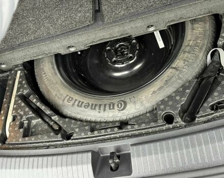 Чорний Фольксваген Тігуан, об'ємом двигуна 2 л та пробігом 271 тис. км за 16499 $, фото 1 на Automoto.ua