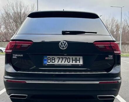 Черный Фольксваген Тигуан, объемом двигателя 1.98 л и пробегом 80 тыс. км за 25000 $, фото 1 на Automoto.ua