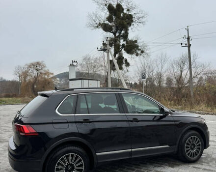 Черный Фольксваген Тигуан, объемом двигателя 2 л и пробегом 190 тыс. км за 23150 $, фото 4 на Automoto.ua