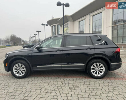 Чорний Фольксваген Тігуан, об'ємом двигуна 1.98 л та пробігом 105 тис. км за 20500 $, фото 4 на Automoto.ua