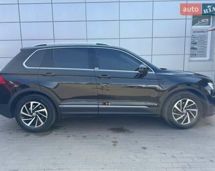 Черный Фольксваген Тигуан, объемом двигателя 1.98 л и пробегом 220 тыс. км за 22000 $, фото 12 на Automoto.ua
