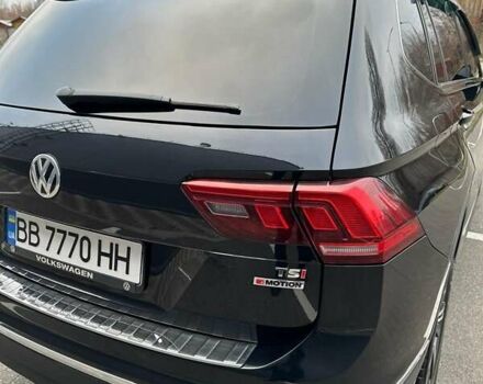 Черный Фольксваген Тигуан, объемом двигателя 1.98 л и пробегом 80 тыс. км за 25000 $, фото 6 на Automoto.ua