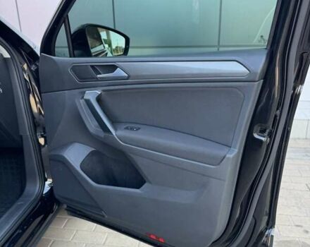 Черный Фольксваген Тигуан, объемом двигателя 1.98 л и пробегом 220 тыс. км за 22000 $, фото 13 на Automoto.ua