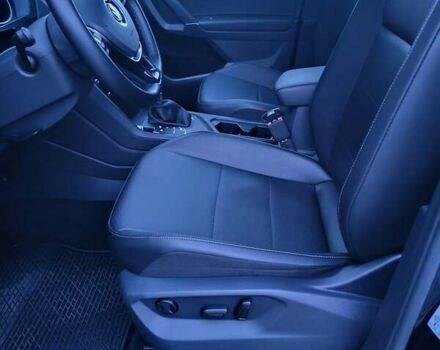 Чорний Фольксваген Тігуан, об'ємом двигуна 2 л та пробігом 101 тис. км за 21000 $, фото 23 на Automoto.ua