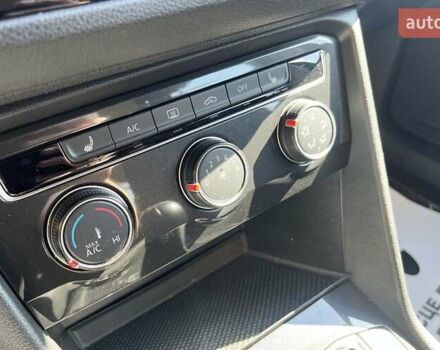 Черный Фольксваген Тигуан, объемом двигателя 1.97 л и пробегом 258 тыс. км за 18700 $, фото 22 на Automoto.ua