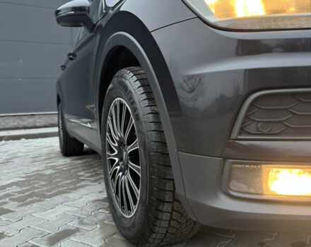 Черный Фольксваген Тигуан, объемом двигателя 2 л и пробегом 190 тыс. км за 23150 $, фото 1 на Automoto.ua