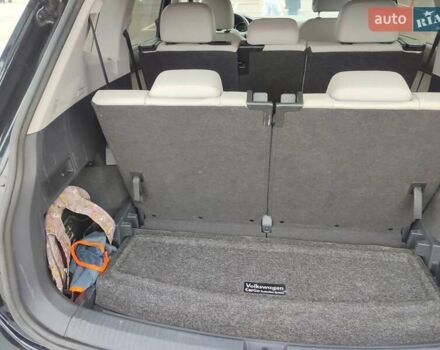 Черный Фольксваген Тигуан, объемом двигателя 1.98 л и пробегом 141 тыс. км за 16900 $, фото 58 на Automoto.ua