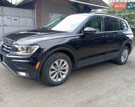 Черный Фольксваген Тигуан, объемом двигателя 2 л и пробегом 149 тыс. км за 16800 $, фото 1 на Automoto.ua