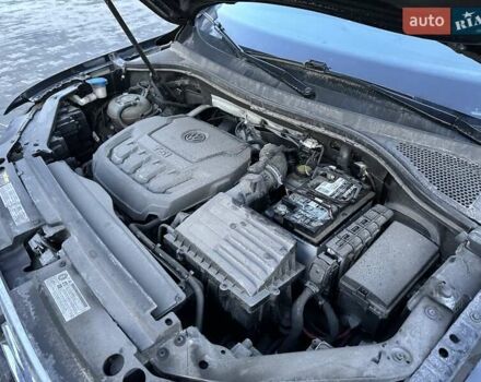 Черный Фольксваген Тигуан, объемом двигателя 2 л и пробегом 94 тыс. км за 17260 $, фото 36 на Automoto.ua