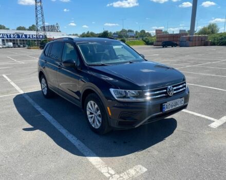 Чорний Фольксваген Тігуан, об'ємом двигуна 2 л та пробігом 138 тис. км за 17300 $, фото 1 на Automoto.ua