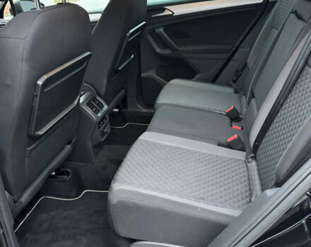 Черный Фольксваген Тигуан, объемом двигателя 2 л и пробегом 190 тыс. км за 23150 $, фото 24 на Automoto.ua