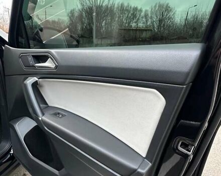 Черный Фольксваген Тигуан, объемом двигателя 1.98 л и пробегом 80 тыс. км за 25000 $, фото 28 на Automoto.ua