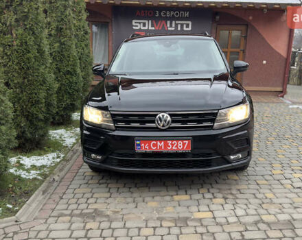 Чорний Фольксваген Тігуан, об'ємом двигуна 1.98 л та пробігом 258 тис. км за 23300 $, фото 4 на Automoto.ua
