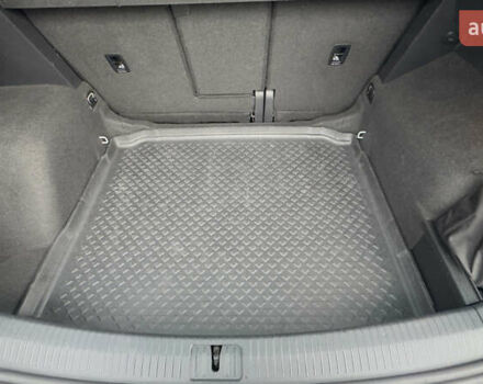 Чорний Фольксваген Тігуан, об'ємом двигуна 1.98 л та пробігом 258 тис. км за 23300 $, фото 26 на Automoto.ua