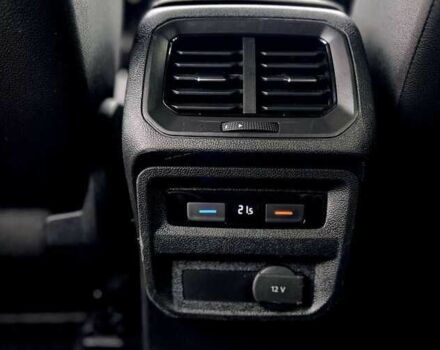 Чорний Фольксваген Тігуан, об'ємом двигуна 2 л та пробігом 150 тис. км за 23000 $, фото 10 на Automoto.ua