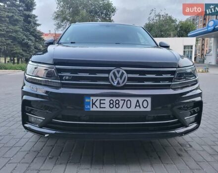 Чорний Фольксваген Тігуан, об'ємом двигуна 2 л та пробігом 101 тис. км за 21000 $, фото 24 на Automoto.ua
