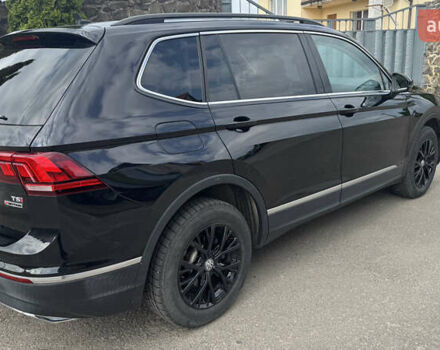 Чорний Фольксваген Тігуан, об'ємом двигуна 1.98 л та пробігом 62 тис. км за 17950 $, фото 11 на Automoto.ua