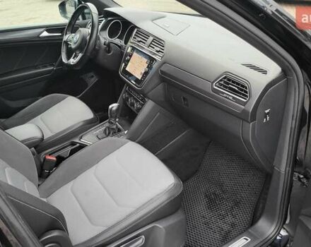 Черный Фольксваген Тигуан, объемом двигателя 1.97 л и пробегом 150 тыс. км за 29900 $, фото 12 на Automoto.ua