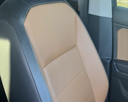 Чорний Фольксваген Тігуан, об'ємом двигуна 2 л та пробігом 123 тис. км за 18400 $, фото 14 на Automoto.ua