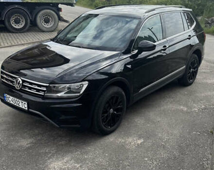 Чорний Фольксваген Тігуан, об'ємом двигуна 1.98 л та пробігом 62 тис. км за 17950 $, фото 15 на Automoto.ua