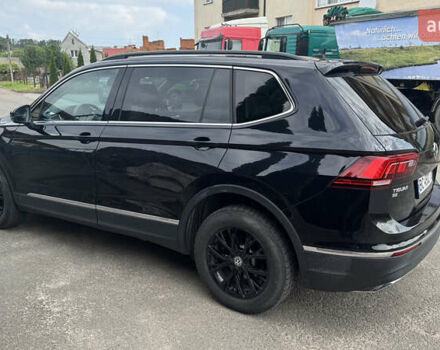 Чорний Фольксваген Тігуан, об'ємом двигуна 1.98 л та пробігом 62 тис. км за 17950 $, фото 7 на Automoto.ua