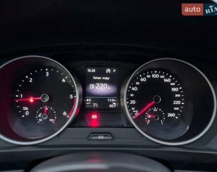 Чорний Фольксваген Тігуан, об'ємом двигуна 1.98 л та пробігом 235 тис. км за 21799 $, фото 41 на Automoto.ua